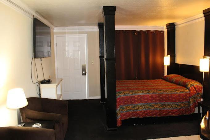 Blisspoint Inn Fka Motel 6T7 Indianapolis Esterno foto