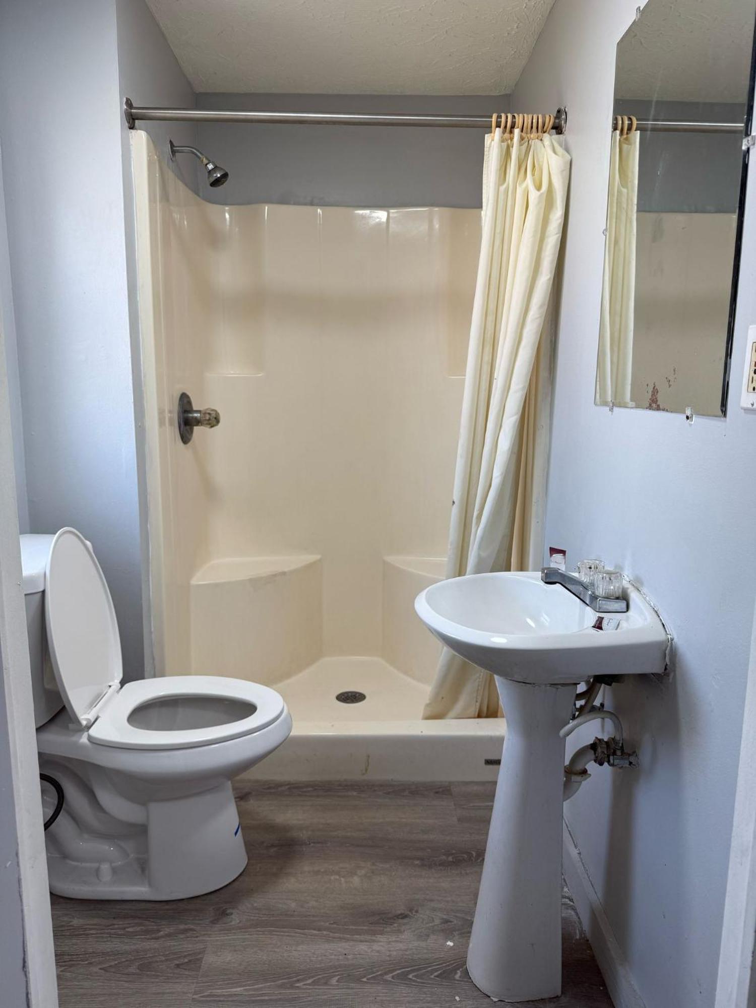 Blisspoint Inn Fka Motel 6T7 Indianapolis Esterno foto